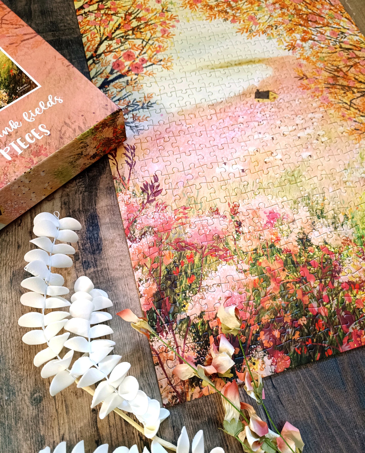 Puzzle n°9 "Cottage and pink fields" 500 pieces
