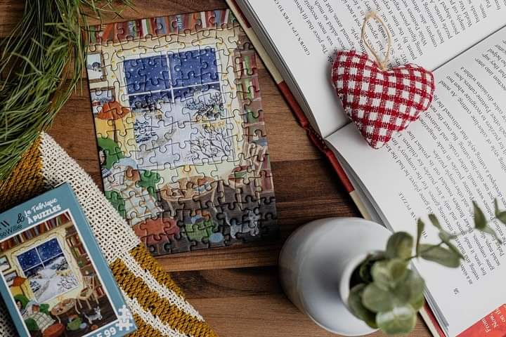 “Winter Evenings” by Les minis de RoseWillie et La Fabrique, 99 pieces